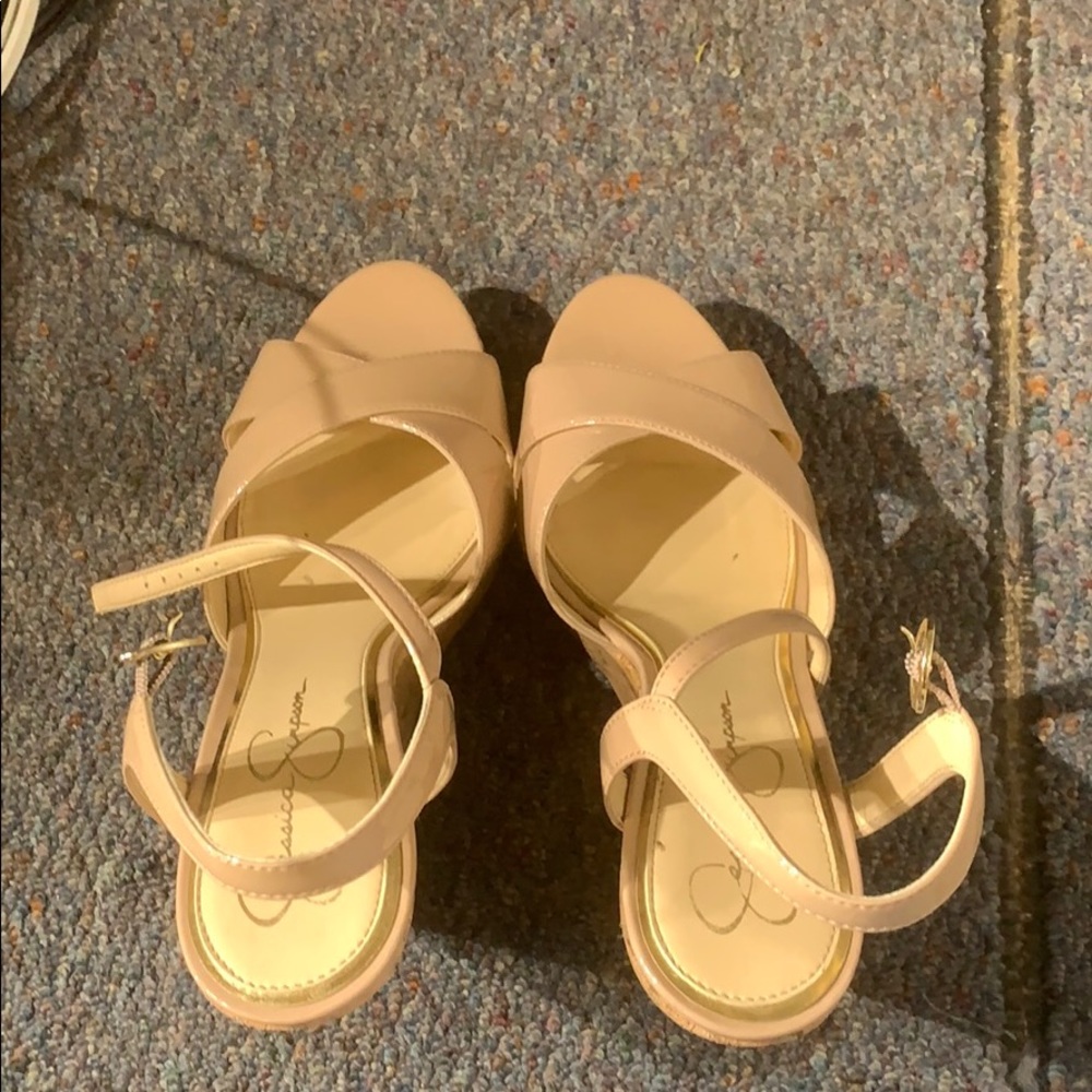 Pink wedges